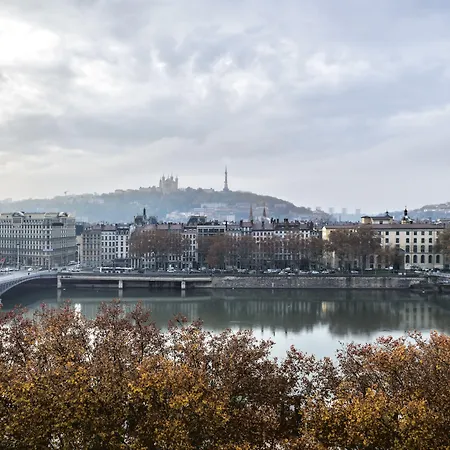 Okko Hotels Lyon Pont Lafayette-2